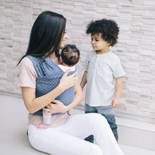 Load image into Gallery viewer, Ergobaby Aura Wrap - Coral Dots (2)